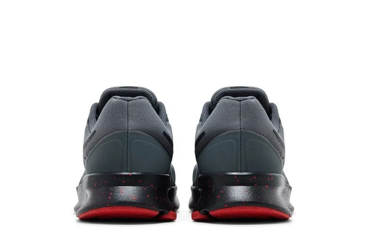 Krossovki-Nike-Run-Swift-3-Dark-Grey-University-Red-5