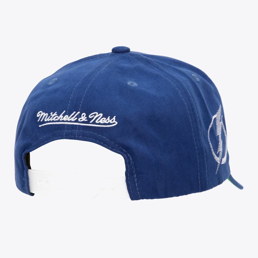 Бейсболка Mitchell & Ness Blue Tampa Bay Lightning Suede Pro Adjustable Hat