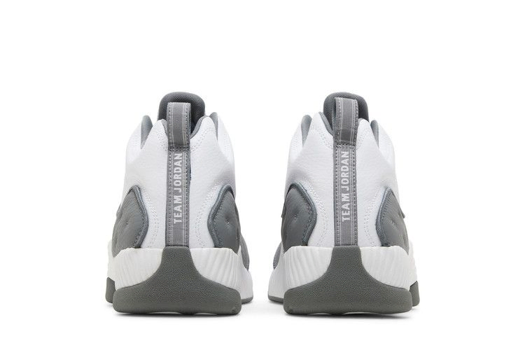 jordan-jumpman-team-2-white-cool-grey-819175-100_05
