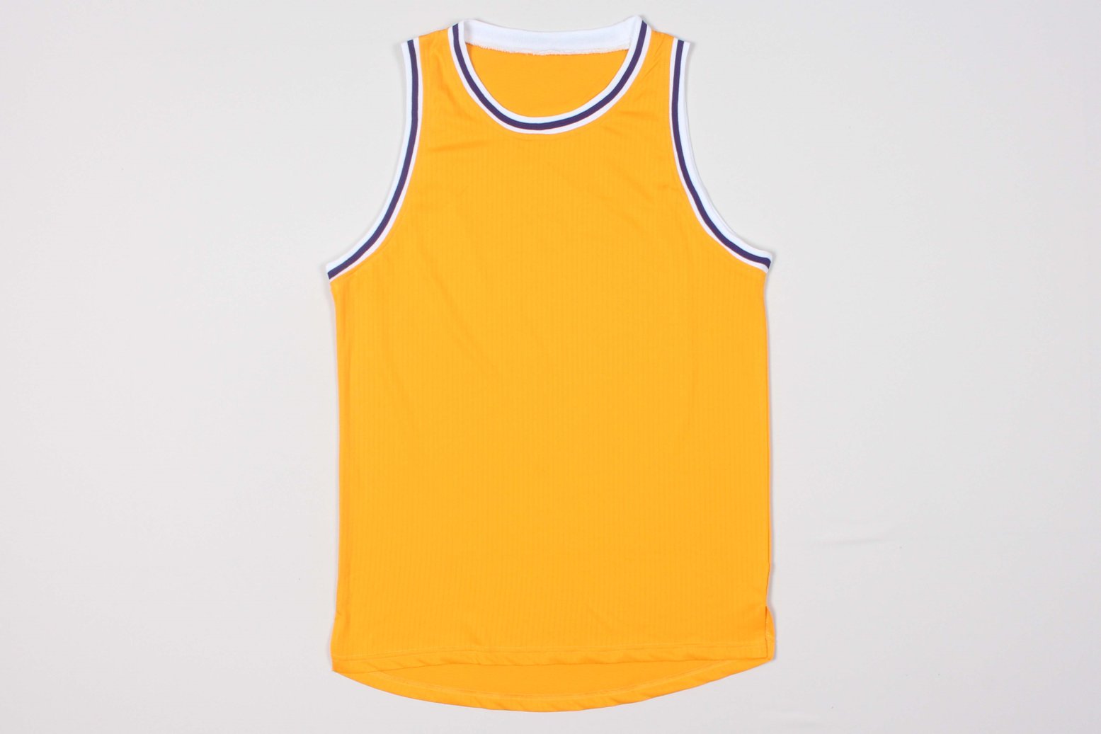 Basketbolnaya-forma-Los-Angeles-Lakers-9