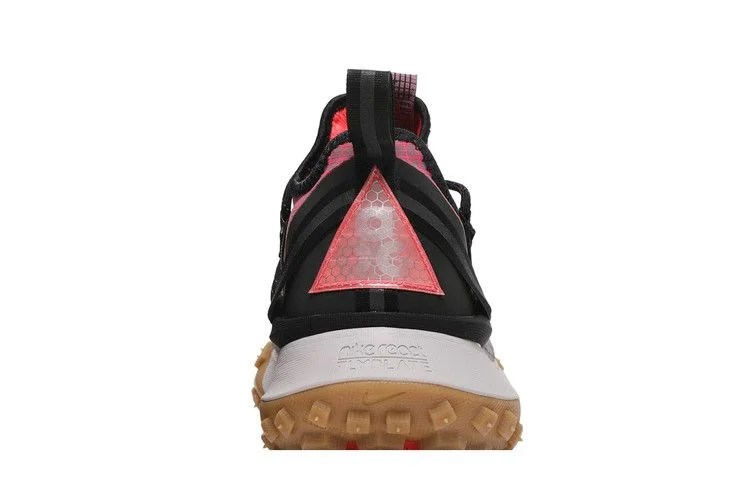Кроссовки Nike ACG Mountain Fly Low 'Flash Crimson'
