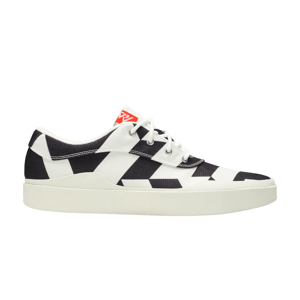 Krossovki-Air-Jordan-Westbrook-0.3-White-Black