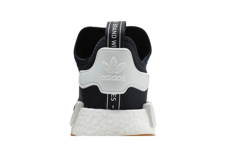 Krossovki-adidas-NMD_R1-Collegiate-Navy-6