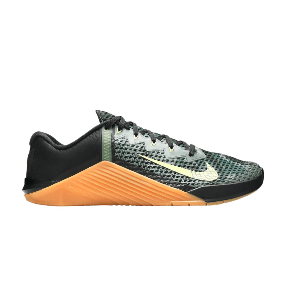 Krossovki-Nike-Metcon-6-Black-Gum