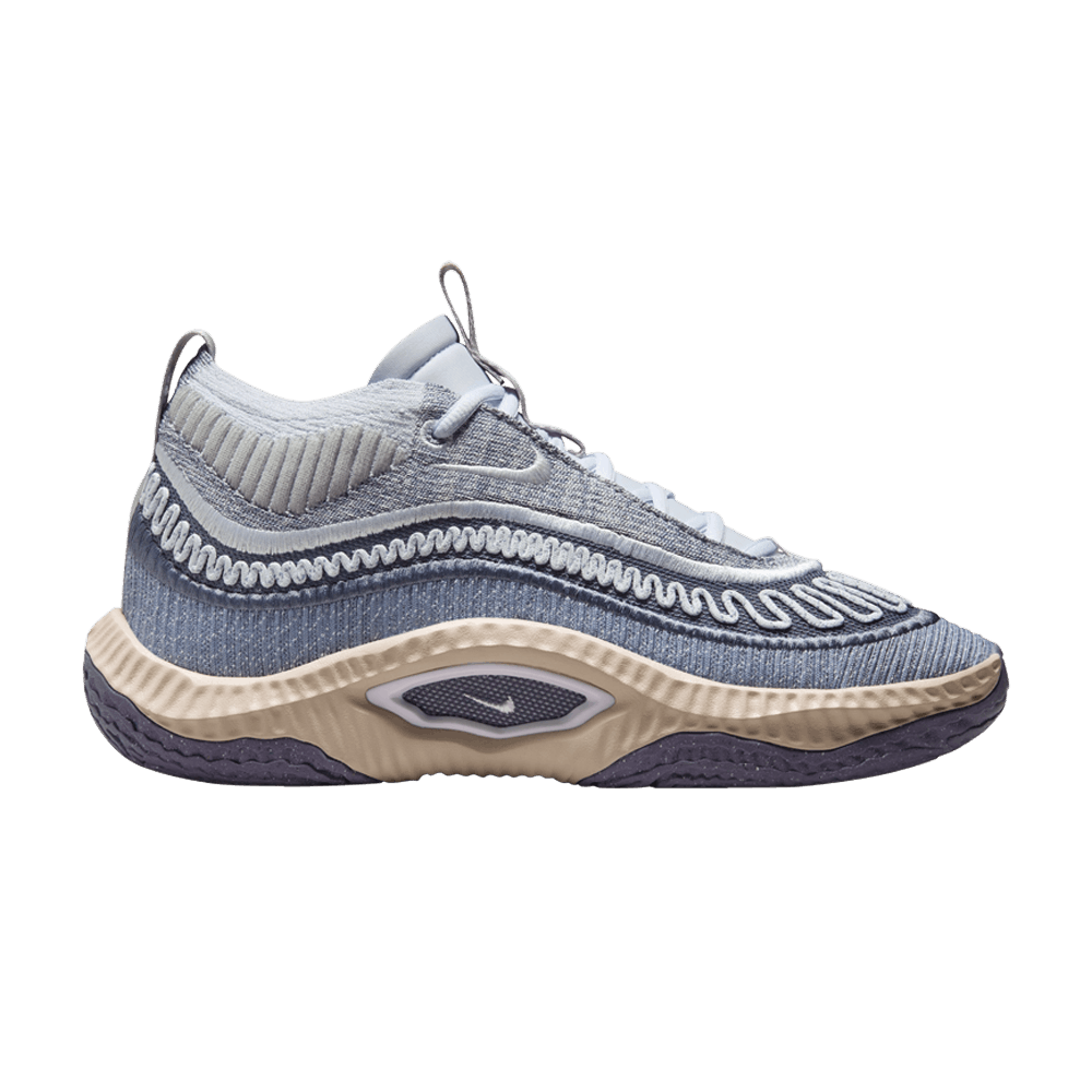 Кроссовки Nike Wmns Cosmic Unity 3 'Be True To Her School'