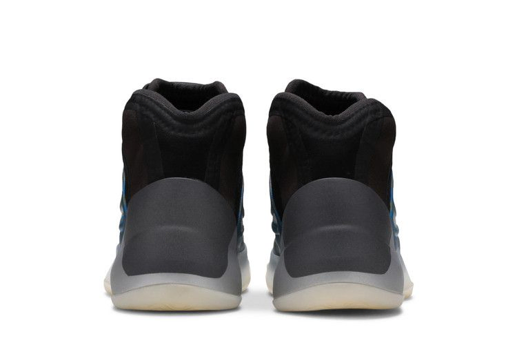 yeezy-quantum-infants-frozen-blue-gz8870_05