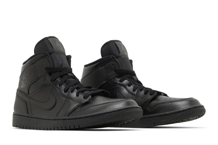 Krossovki-Wmns-Air-Jordan-1-Mid-Triple-Black-7