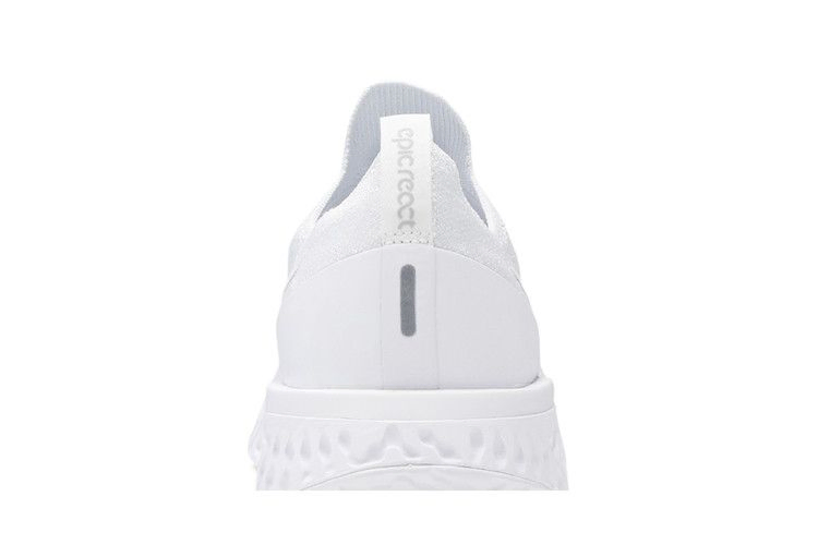 Кроссовки Nike Epic React Flyknit 'Triple White'