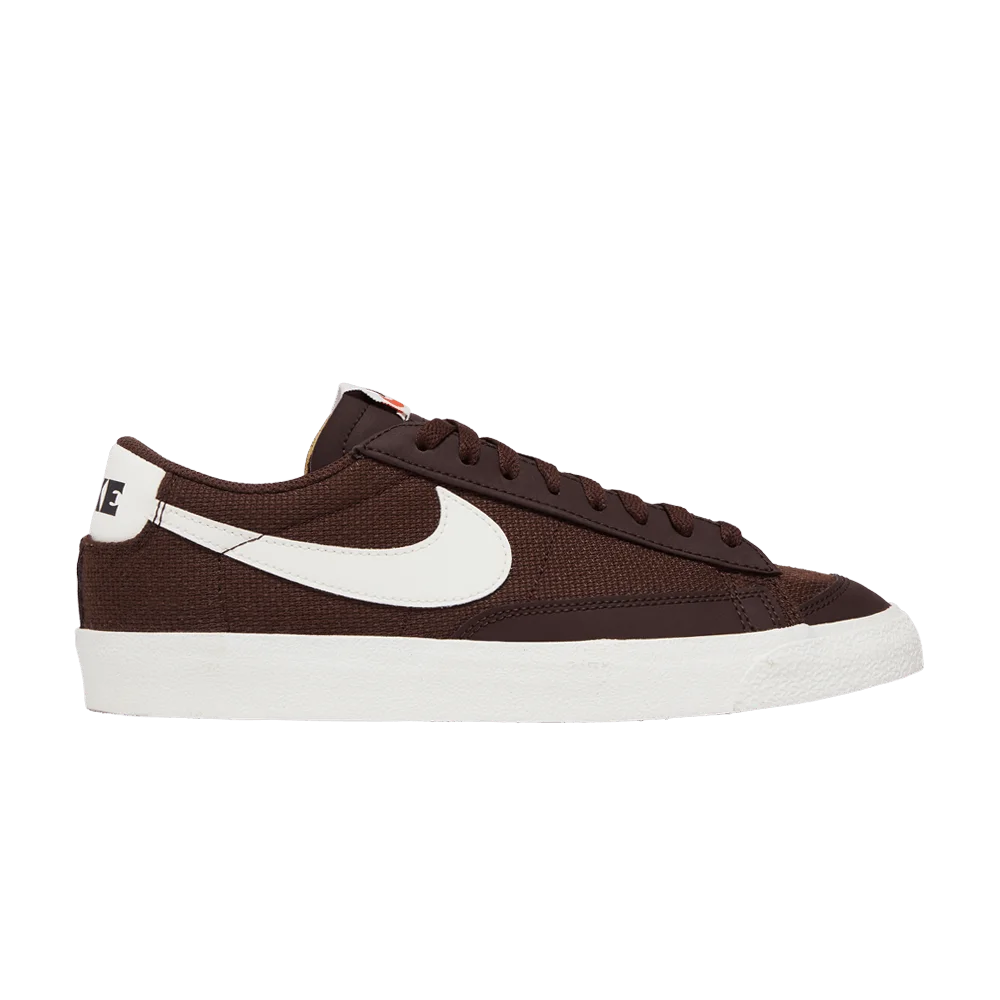Krossovki-Nike-Blazer-Low-77-Premium-Earth