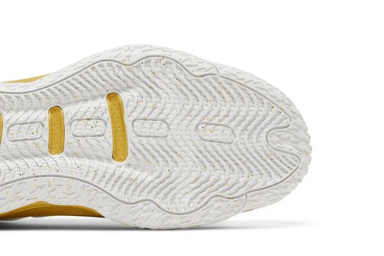 Krossovki-adidas-Dame-8-Laheem-The-Dream-4