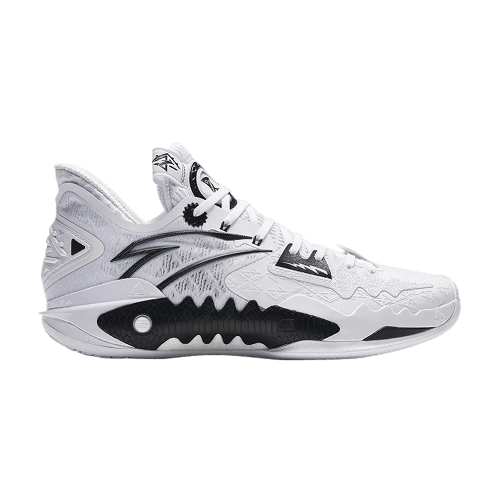 Krossovki-Kyrie-Irving-x-Anta-Shock-Wave-5-White-Black