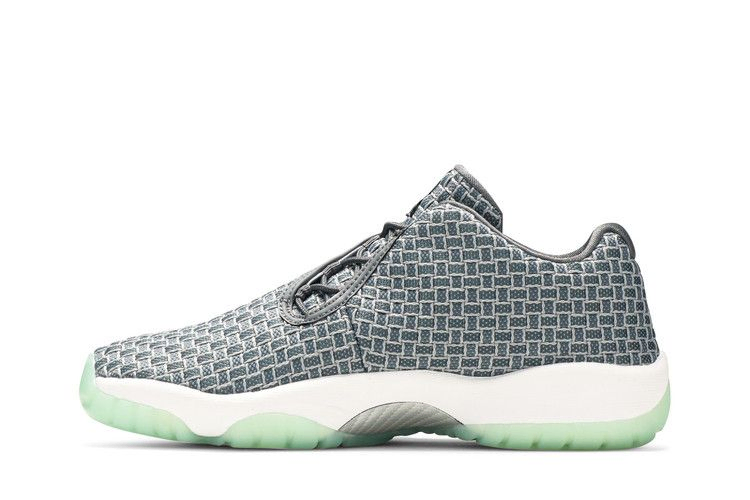 Кроссовки Air Jordan Future Low GS 'Wolf Grey'
