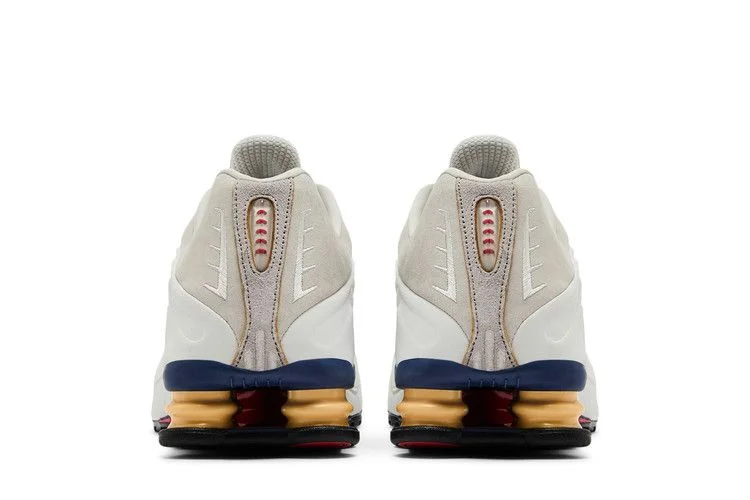 Кроссовки Nike Shox R4 Premium 'Design By Korea'