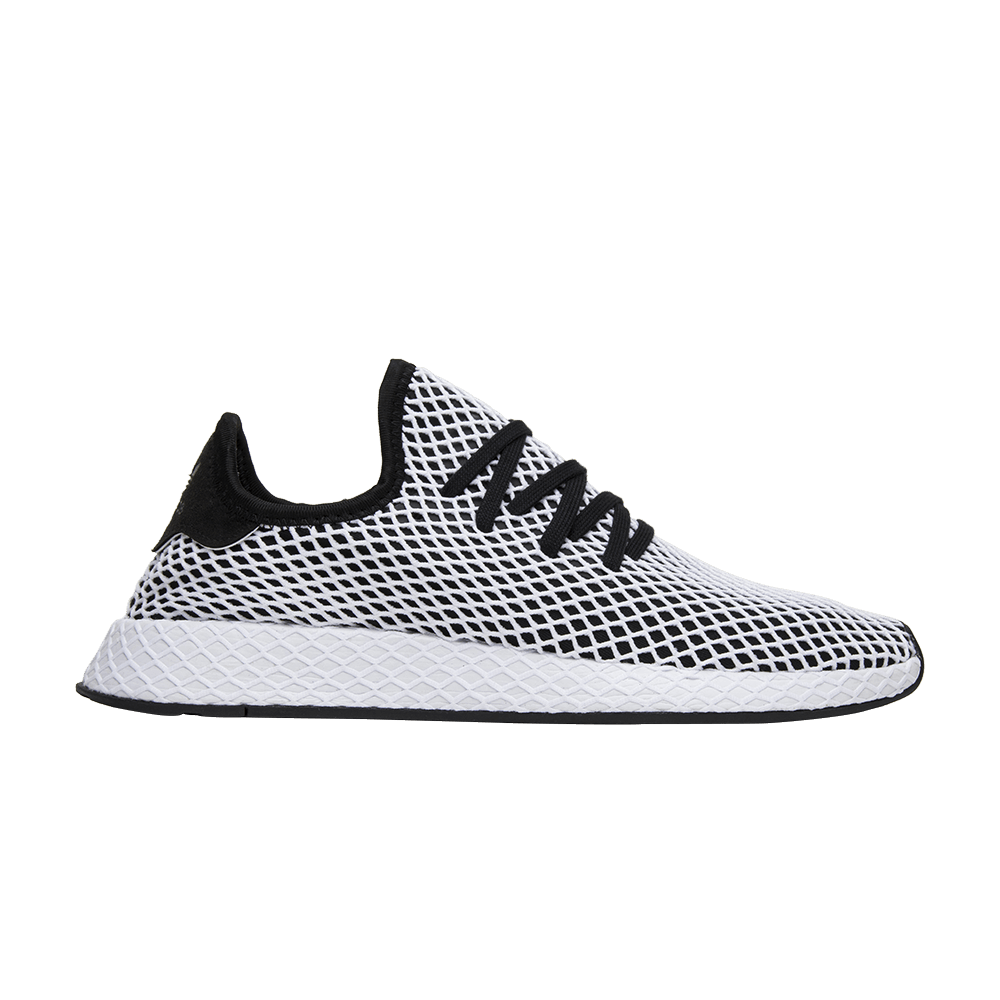 deerupt-black-cq2626