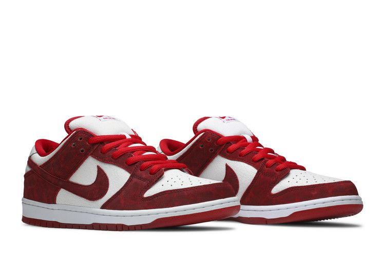 dunk-low-premium-sb-valentines-day-313170-662_07