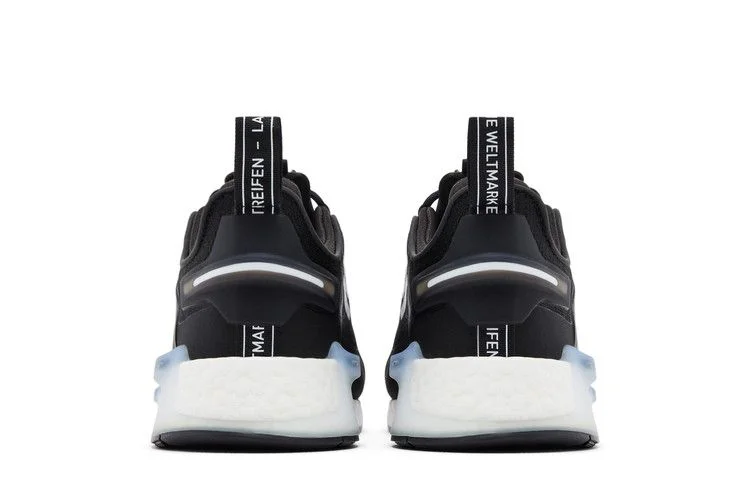 Krossovki-adidas-NMD_V3-Black-White-5