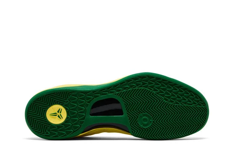 Krossovki-Nike-Kobe-8-Protro-Oregon-Alternate-PE-3