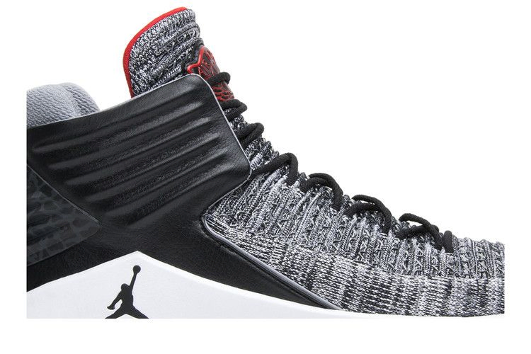 air-jordan-32-black-cement-aa1253-002_01