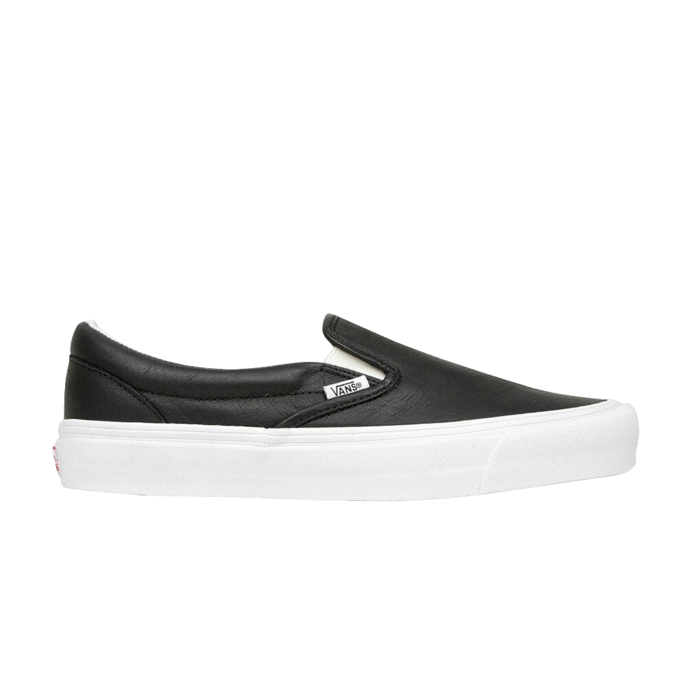 og-classic-slip-on-vault-black-vn000udf1ns