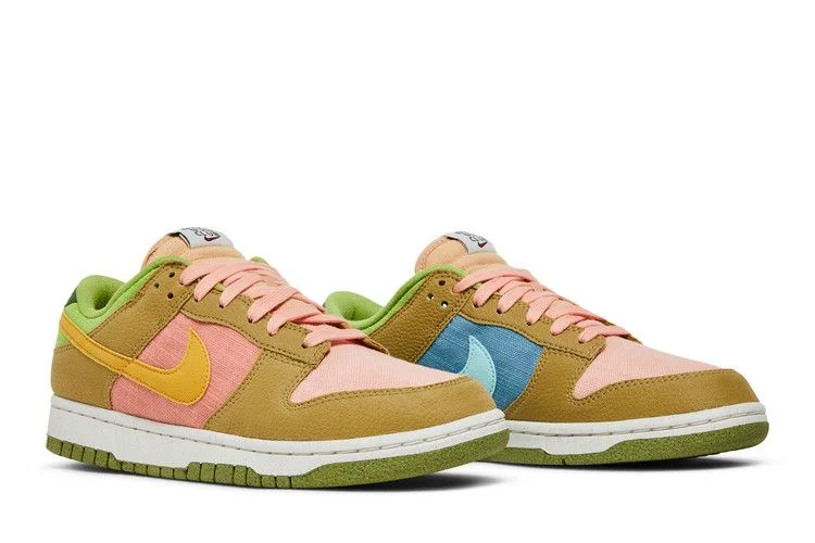 Krossovki-Nike-Dunk-Low-Sun-Club-Arctic-Orange-Sanded-Gold-7