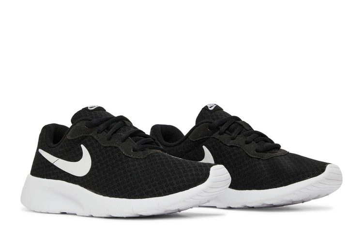 tanjun-ps-black-white-818382-011_07