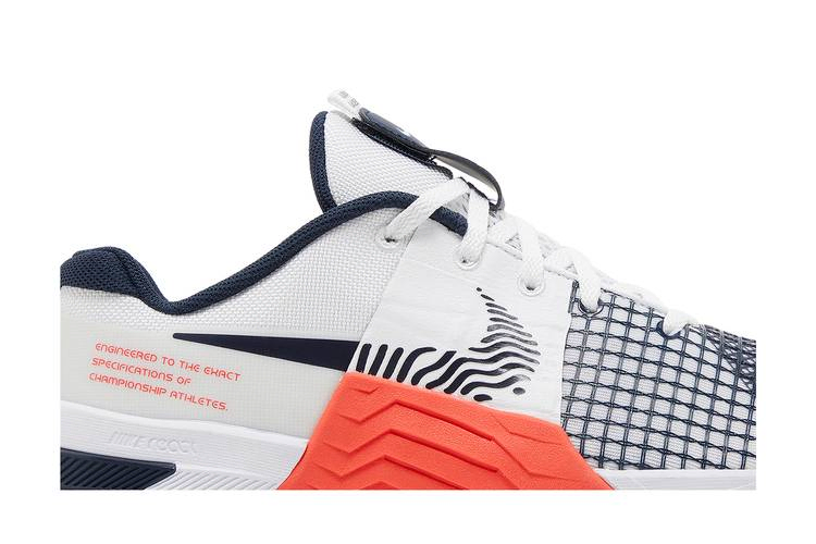 Кроссовки Nike Metcon 8 'White Crimson Obsidian'
