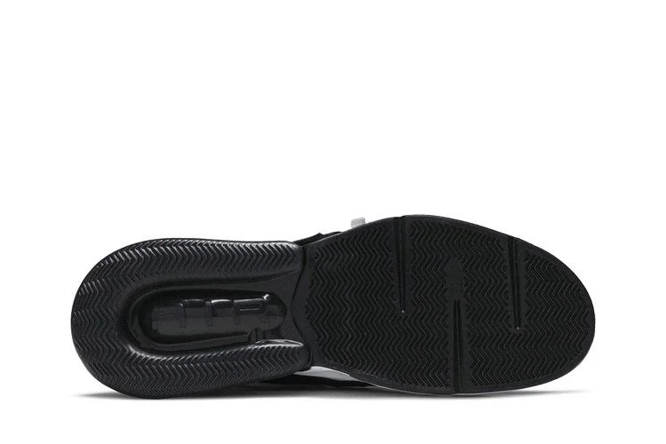 Krossovki-Nike-Air-Force-270-Black-3