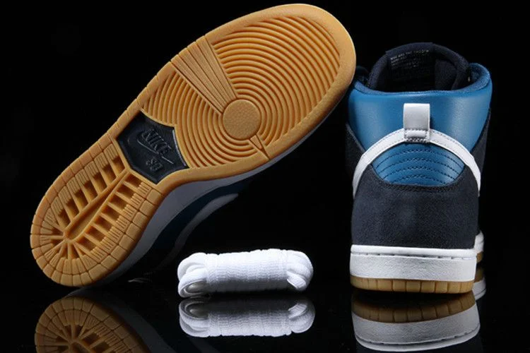Krossovki-Nike-SB-Dunk-High-Industrial-Blue-2
