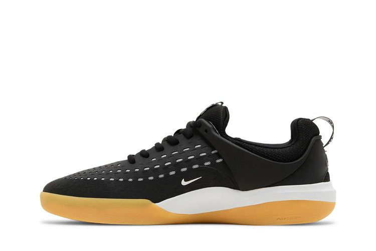 Кроссовки Nike Zoom Nyjah 3 SB 'Black White Gum'