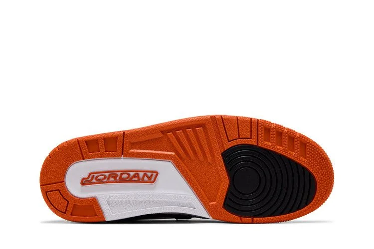 Krossovki-Air-Jordan-Legacy-312-Low-Shattered-Backboard-3