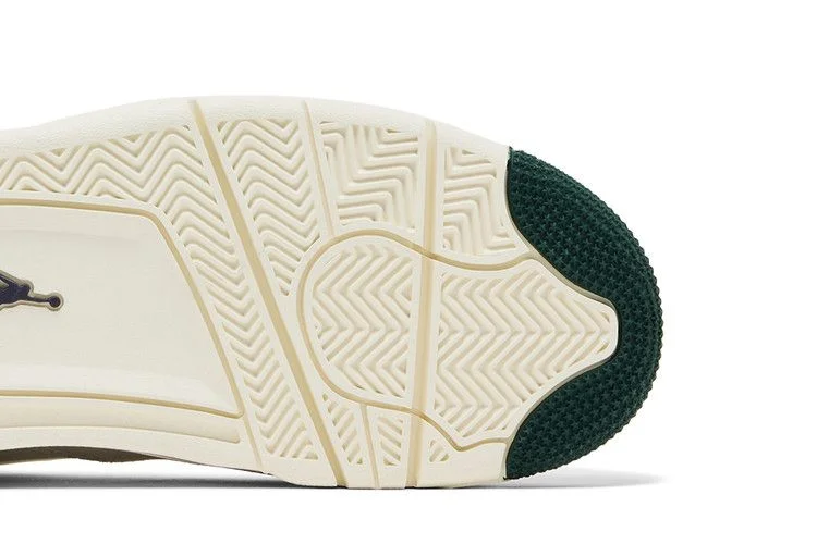 Кроссовки Air Jordan 4 RM 'Sail/Light Cream/Midnight Green/Dark Raisin'