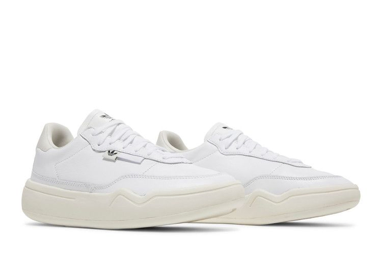 wmns-her-court-triple-white-gy3579_07