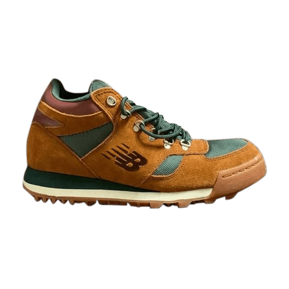 Krossovki-New-Balance-710-Brown-Green