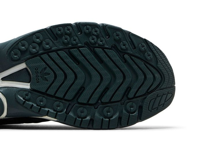 song-for-the-mute-x-adistar-cushion-shadow-green-bold-onix-jh9008_04