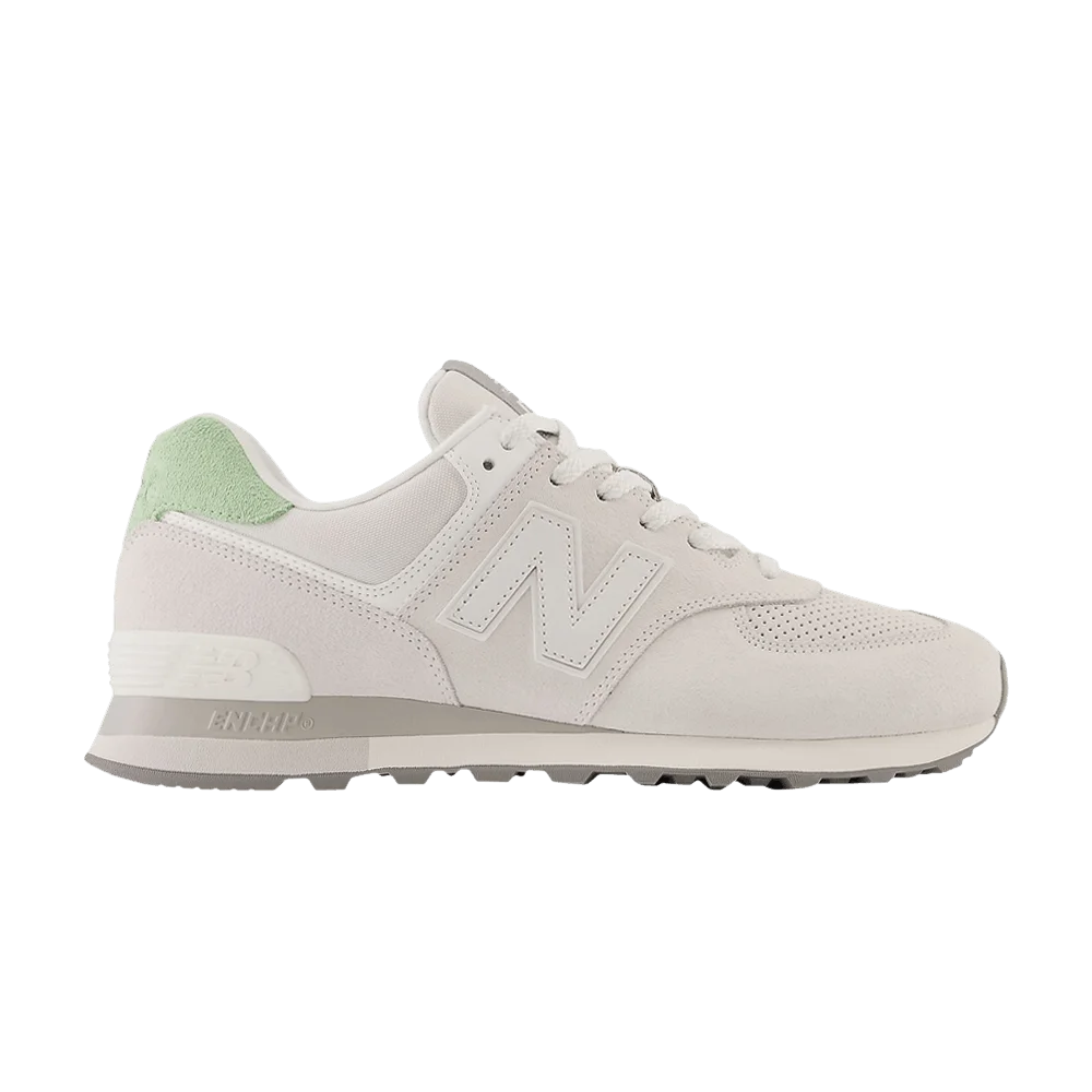 Krossovki-New-Balance-574-Light-Grey-Green-Mismatched-Heel-Tab