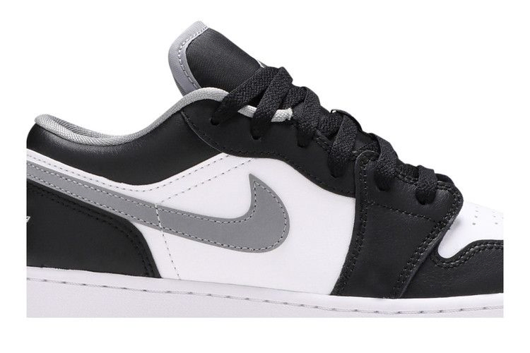 Кроссовки Air Jordan 1 Low GS 'Black Medium Grey'