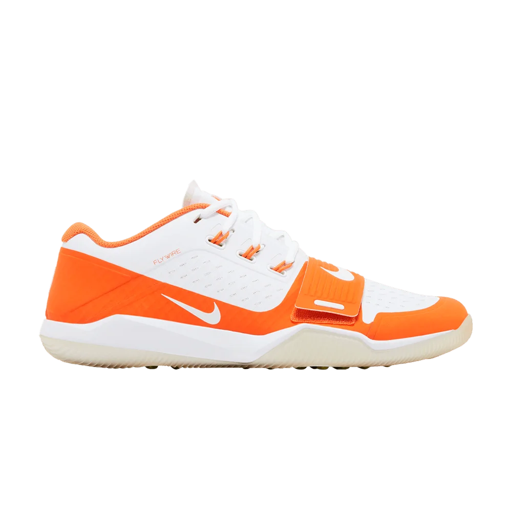 Krossovki-Nike-Alpha-Menace-Turf-Low-White-Orange