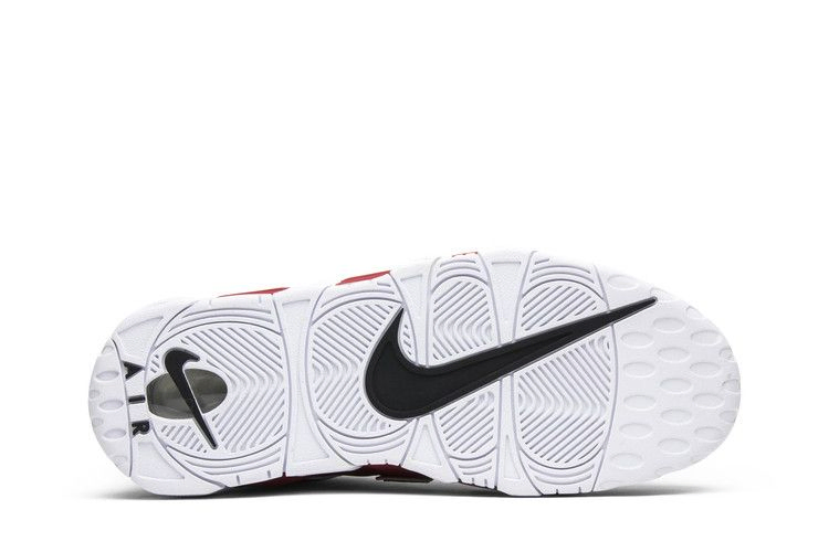 air-more-uptempo-bulls-921948-600_03