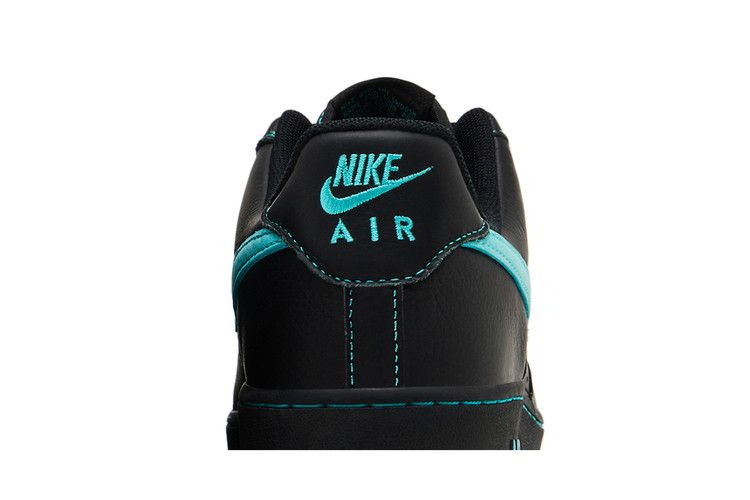 Кроссовки Nike Air Force 1 '07 LV8 'Un-Tiffany'
