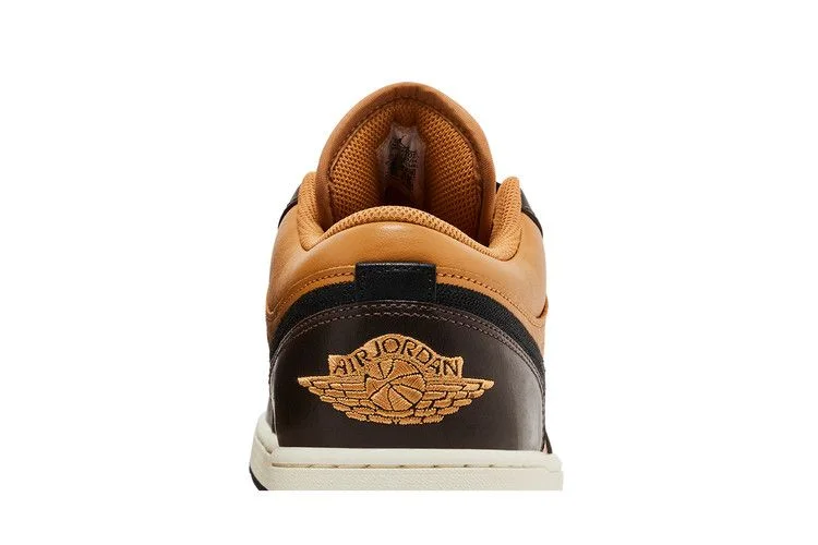 Кроссовки Air Jordan 1 Low SE 'Flax Baroque Brown'