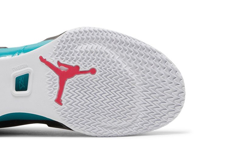air-jordan-36-low-black-multi-color-dh0833-063_04