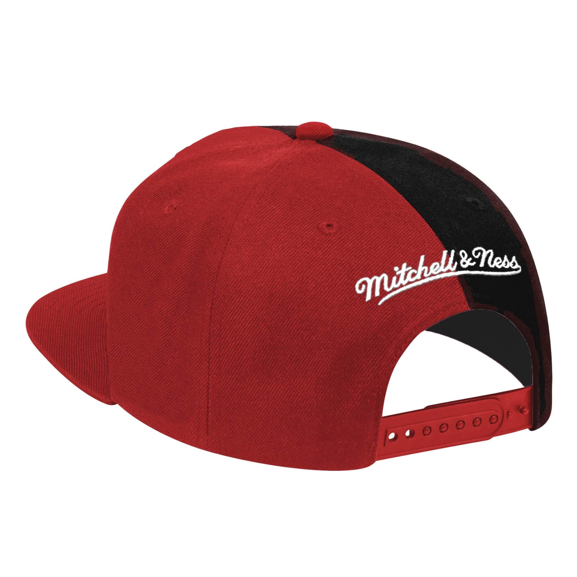 Mitchell-Ness-Retroline-Snapback-HWC-Atlanta-Hawks-Hat-3