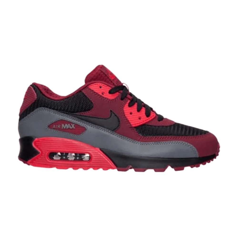 Krossovki-Nike-Air-Max-90-Essential