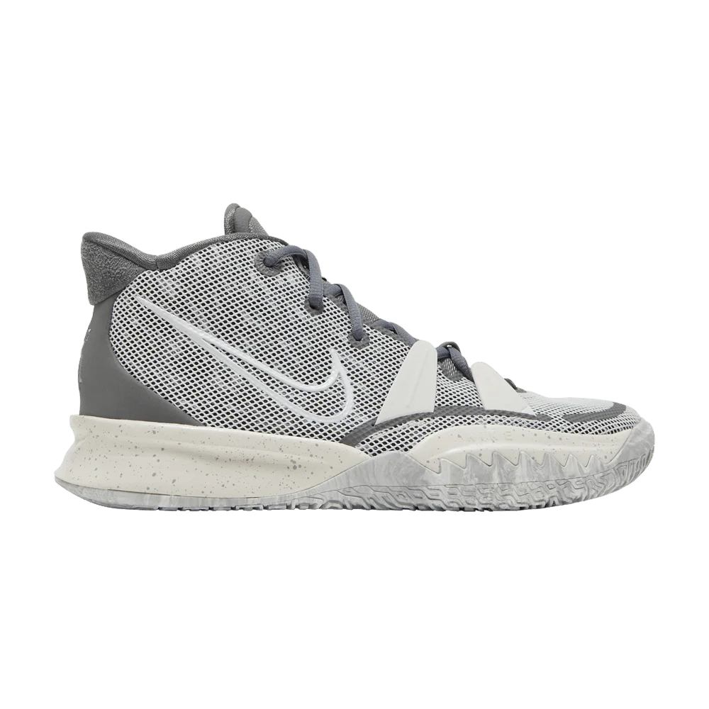 Krossovki-Nike-Kyrie-7-SE-GS-Chip