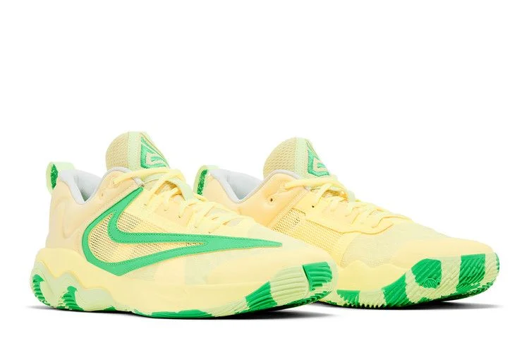 Krossovki-Nike-Giannis-Immortality-3-Soft-Yellow-Green-Shock-7