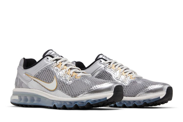 air-max-2013-metallic-silver-gold-hj7901-095_07