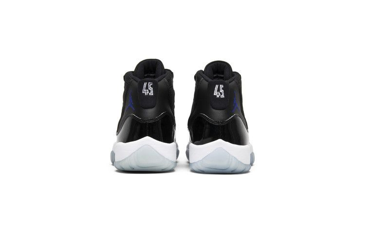 air-jordan-11-gs-space-jam-2016-378038-003_05