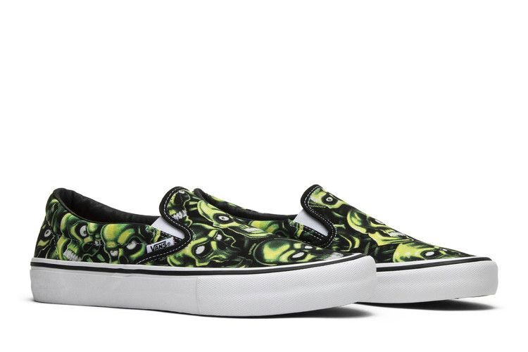 supreme-x-slip-oni-glow-in-the-dark-skull-pile_07