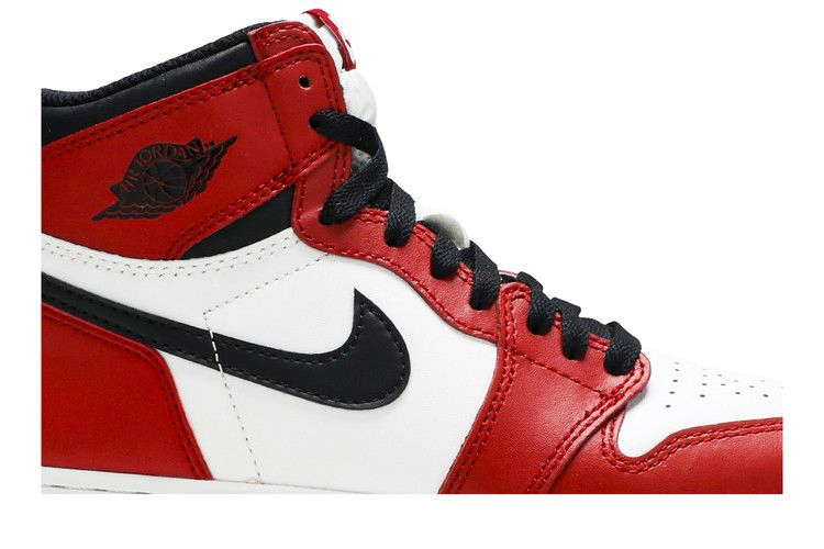 air-jordan-1-retro-high-og-gs-chicago-2015-575441-101_01