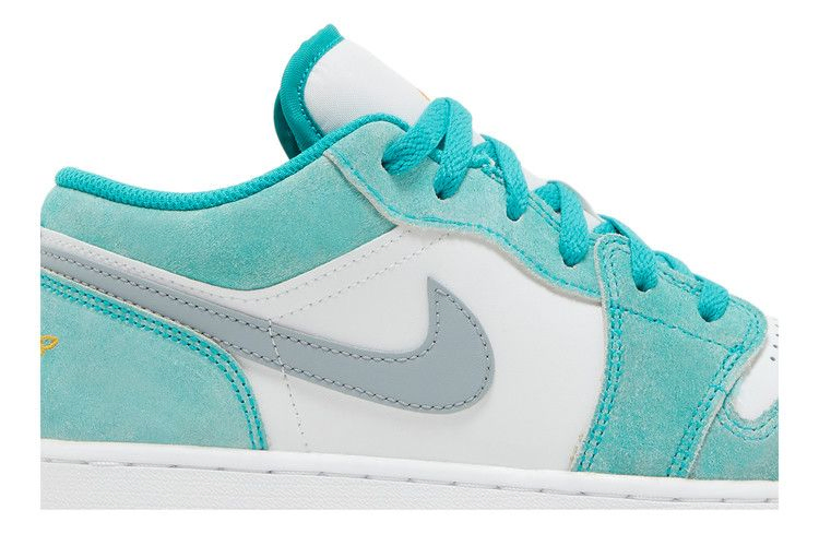 air-jordan-1-low-se-gs-new-emerald-do8244-301_01